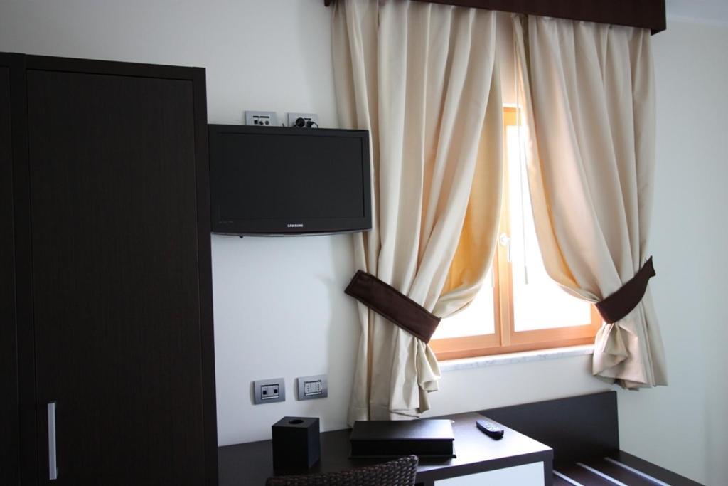 Hotel Bagni Arcobaleno 3*
